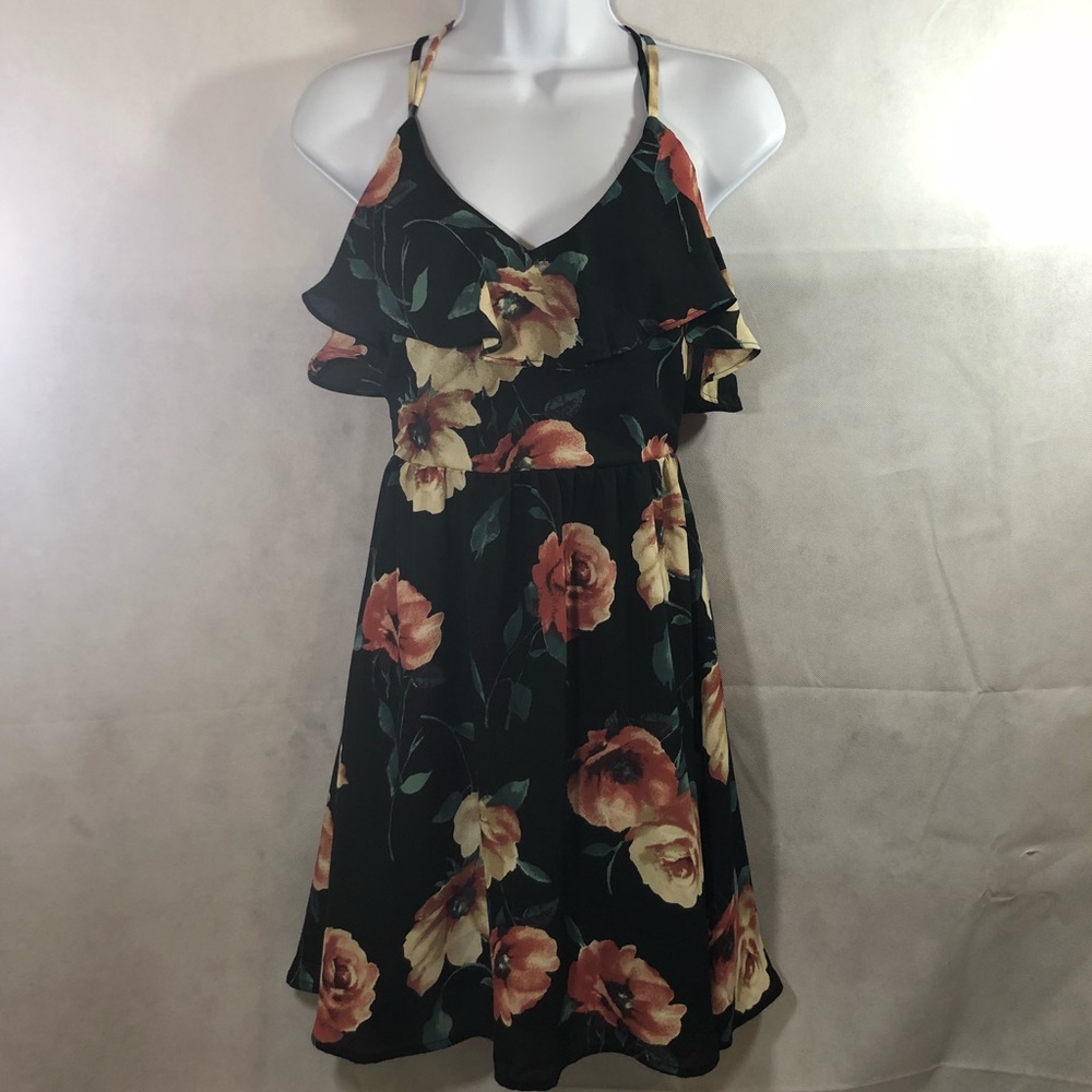 Brand new W/T floral dress!!!